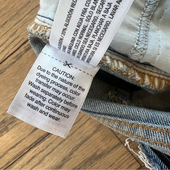 NWT Wild Fable Mid Low Rise Light Blue Slip On Denim Raw Hem Skirt Size 4R - Picture 13 of 13